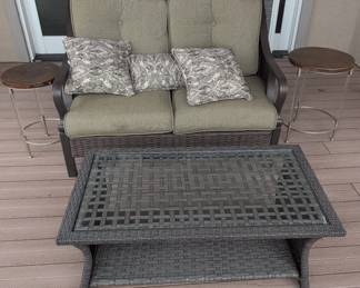 Opohoro Piece Wicker Patio Conversation Set with Chairs and Coffee Table