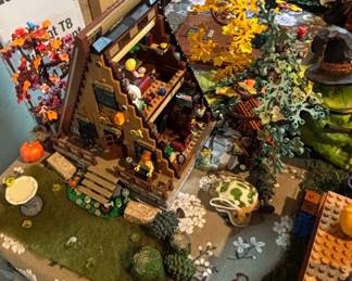 Custom Lego Autumn or Halloween Diorama with Lego Icons Autumn Cottage Garden Set