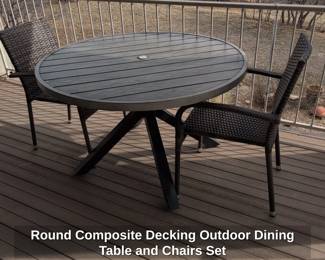 Round Composite Decking Outdoor Dining Table and Chairs Set