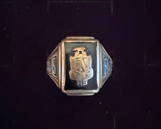 10k Gold High School Class Ring