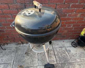 Vintage Weber Kettle Grill