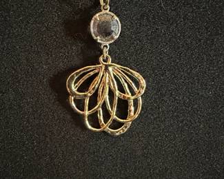 Floral Pendant Necklace