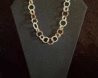 Two-Tone Interlocking Oval Link Necklace with Twisted Rope Detail