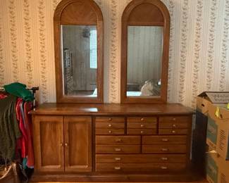 Vintage Oak Dresser with Arched Mirrors