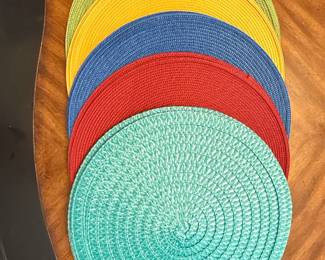 Woven Round Placemats Set