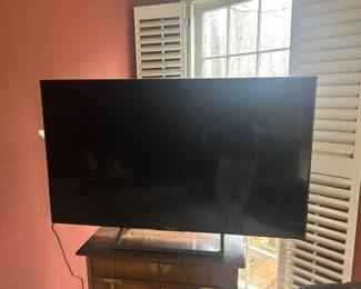 52” TV