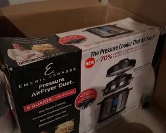 Pressure cooker - new
