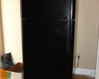 Black Kenmore Fridge..works great