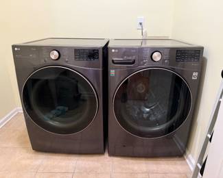 LG Washer & Dryer - Thin Q