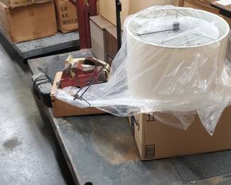 LARGE INDUSTRIAL 4 WHEEL PLATFORM TRUCK