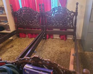 Antique twin beds