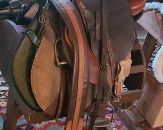 English saddle