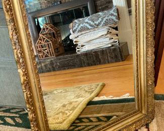 Ornate Giltwood Wall Mirror