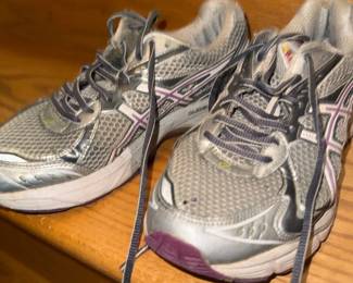 ASICS Womens GelKayano Running Shoes B