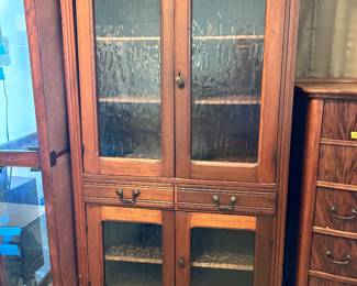 Stepback cabinet 