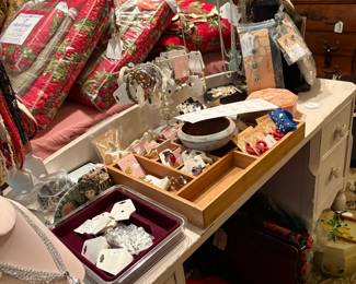 Vintage and New Jewelry 