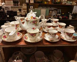 Old Country Rose pieces 