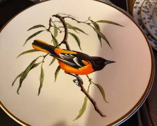 Set of 4 Vintage Avon Song Bird Plates 