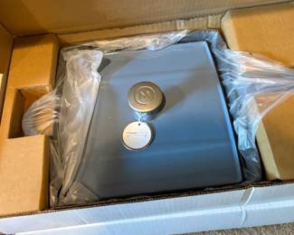 NEW - Cast Iron Skillet 