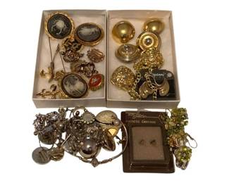 18 - Lot of Assorted Costume Jewelry