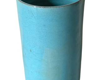 477 - North Carolina Art Pottery Vase - 9 x 5