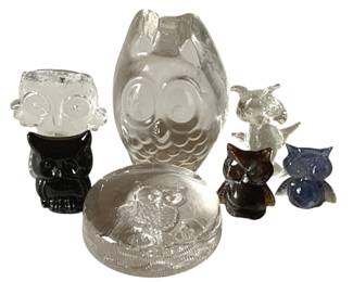 237 - 7 Glass Owl Figurines