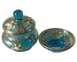 473 - 2 Blue Art Glass w/ Overlay Dresser Pieces (Description): 4.5 x 5