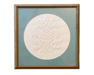 2033 - Framed Lace Linen - 14 x 15