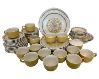 1032 - 63pc Sierra China Set
