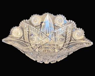 692 - Crystal Bowl - 13 x 9 x 5