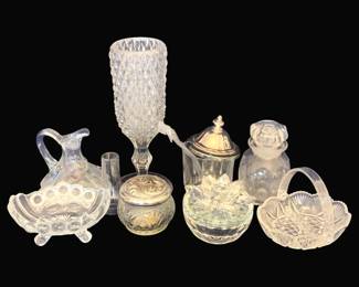 812 - Lot of Assorted Glass Items