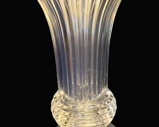 689 - Heisey Ridgeleigh Vase - 9" Tall