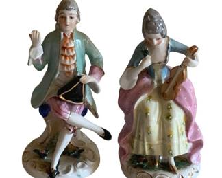 136 - Pair Ceramic Statues - 6 1/4" Tall