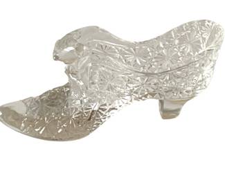 181 - Fenton Glass Shoe - 6 x 3 x 1.5