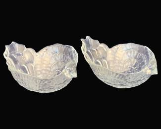 733 - 2 Glass Bird Bowls - 10 x 8.5