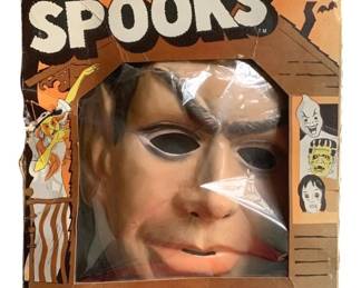 3052 - Vintage Spooky Spooks Vampire Halloween (Description): Costume