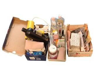 46 - Lot of Assorted Bathroom Items