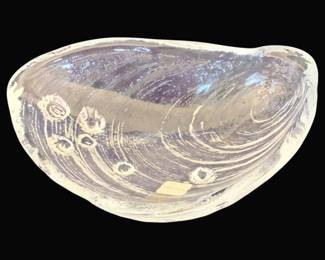 750 - Viking Glass Clamshell Dish - 9 x 6