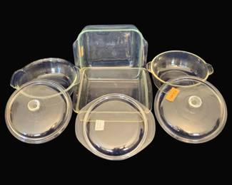 834 - Lot of Pyrex Tops & Casserole Dishes