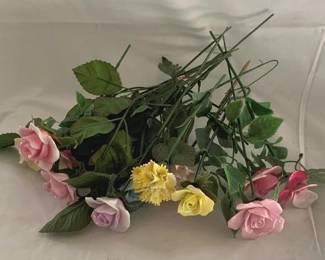 651 - Lot of Assorted China Flowers