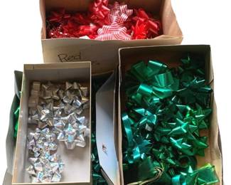 3076 - Lot of Assorted Bows