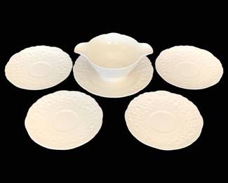 1038 - 5 pc Rose Point China - 7" Round