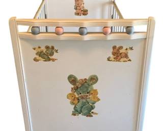 2035 - Vintage Wooden Crib w/ Bedding - 31 x 54 x 43