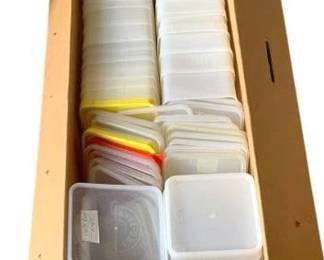 917 - Box Lot of Plastic Containers & Lids