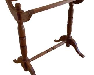 2014 - Wood Quilt Rack - 29 x 15 x 30