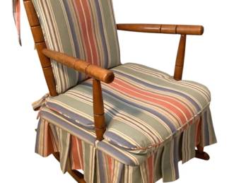 2052 - Vintage Wood Rocker - 23 x 32 x 36