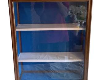 121 - Display Case - 18 x 22 x 7
