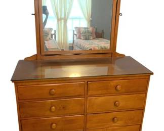 2053 - 8 Drawer Dresser w/ Mirror By Kroehler (Description): 46 x 19 x 22