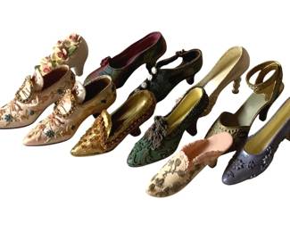 155 - Lot of Decorative Shoe Figures