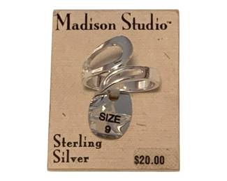 26 - Madison Studio Ring Sterling Silver - Size 9